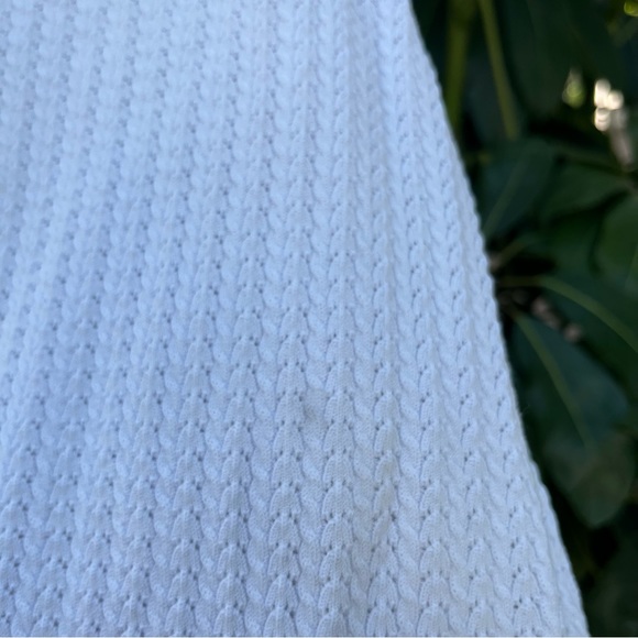 Alice + Olivia white tank top! - Picture 2 of 3